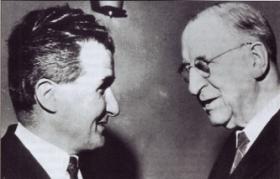 The late T. P. O’Neill, an expert on ‘discovery’, with President Eamon de Valera, whose signature features in the Registry.