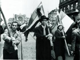 Factory workers marching in Budapest. (Erich Lessing, Magnum).