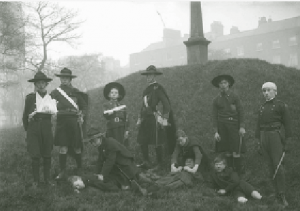 Above: Members of Na Fianna Éireann engaging in first-aid exercise in Dublin’s Merrion Square c. 1917. Three of the 30 children killed in Easter 1916 were members; one was a member of the Irish Citizen Army. (NLI)
