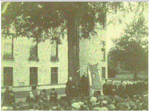 Irish Parliamentary Party leader John Redmond addressing a gathering on ‘Union Day’, an annual reunion of past pupils, in his Alma Mater, Clongowes Wood, in May 1914. (Irish Jesuit Archives)