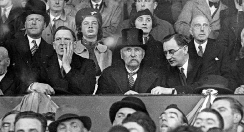Oscar Traynor (right), with Taoiseach Éamon de Valera and President Douglas Hyde, watching the Irish Free State soccer team beat Poland 3–2 at Dalymount Park in November 1938. Applying Rule 27, the ban on ‘foreign games’, the GAA in the following month controversially removed Hyde as a patron of the organisation. (Getty Images)