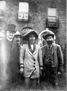  Hanna and Francis Sheehy-Skeffington on the day of Hanna’s release from Mountjoy Jail in August 1912, after serving two months for breaking windows in the GPO, the Custom House and Dublin Castle in the cause of women’s suffrage. (NLI)